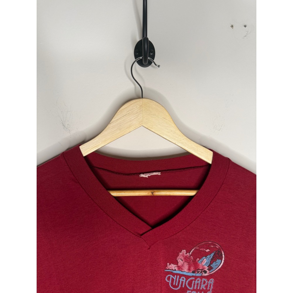 Vintage 70s 80s Niagara Falls V-Neck T-Shirt Burgundy Large Single Stitch City - Picture 5 of 6